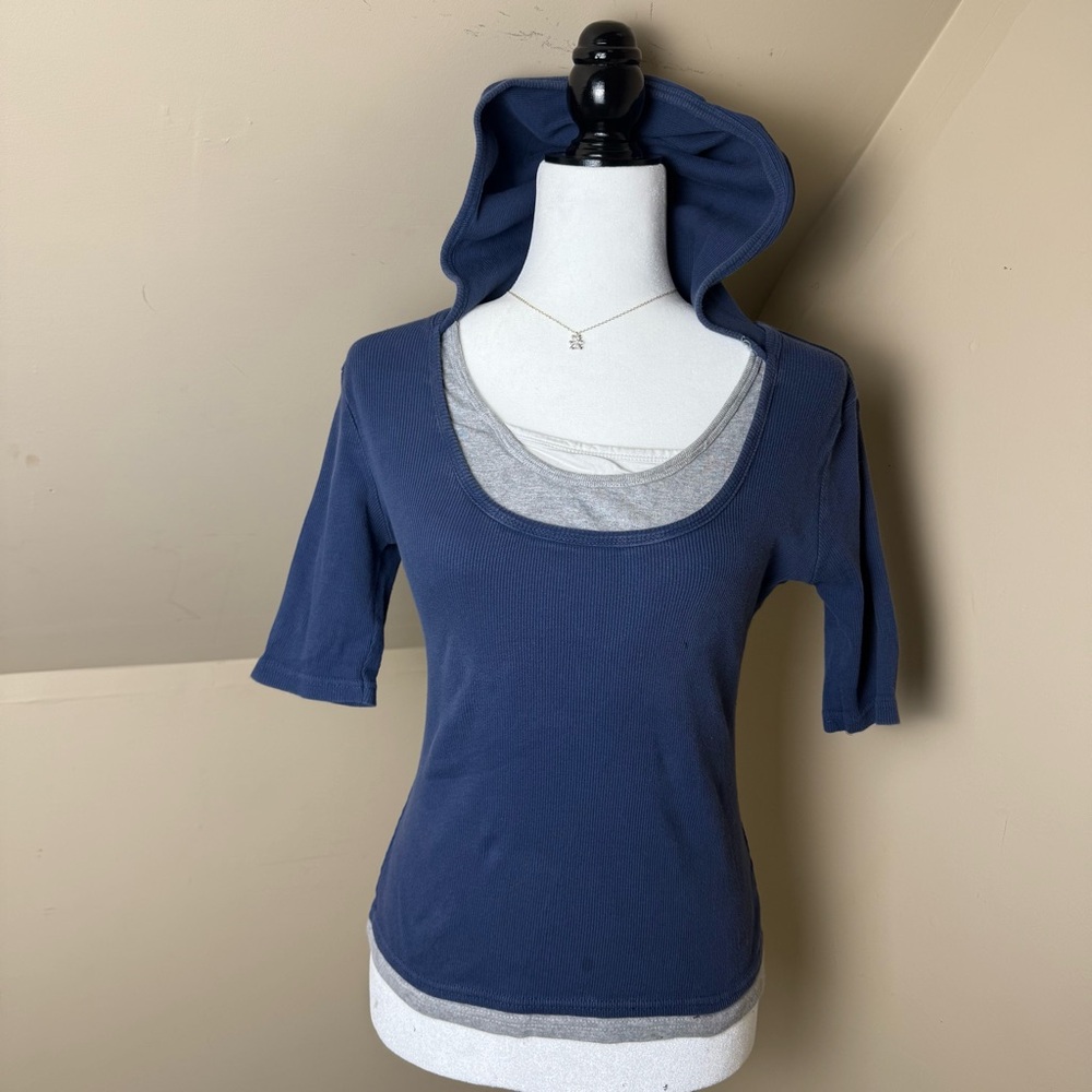 Blue Hooded Women's Top Digital Clothing Layered Size Medium‎